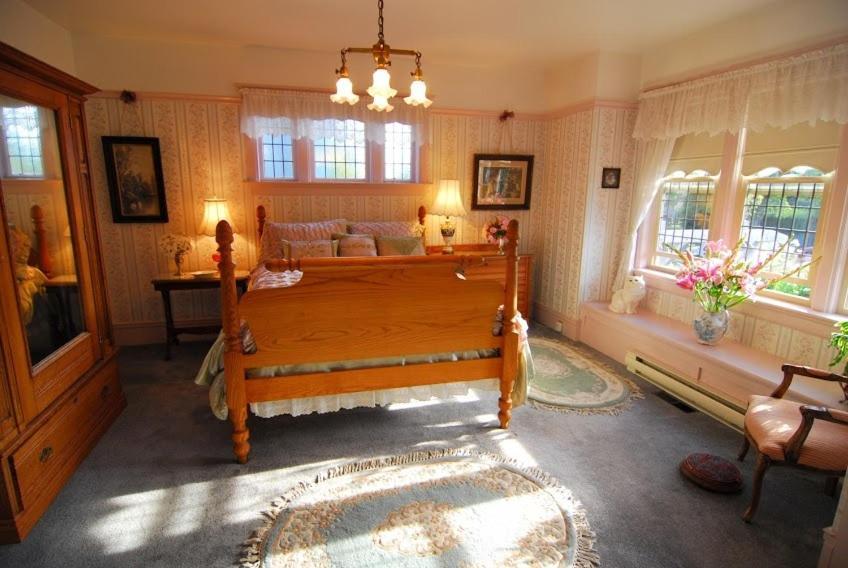 مبيت وإفطار فكتوريا Trutch Manor الغرفة الصورة